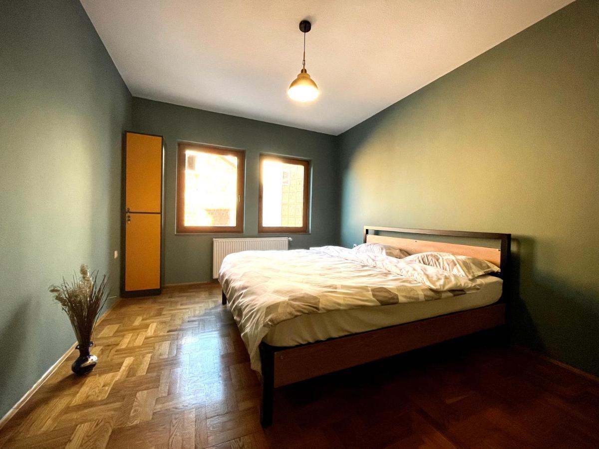 פרישטינה Hostel Prishtina Backpackers מראה חיצוני תמונה