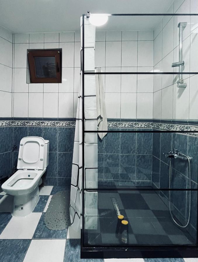 פרישטינה Hostel Prishtina Backpackers מראה חיצוני תמונה