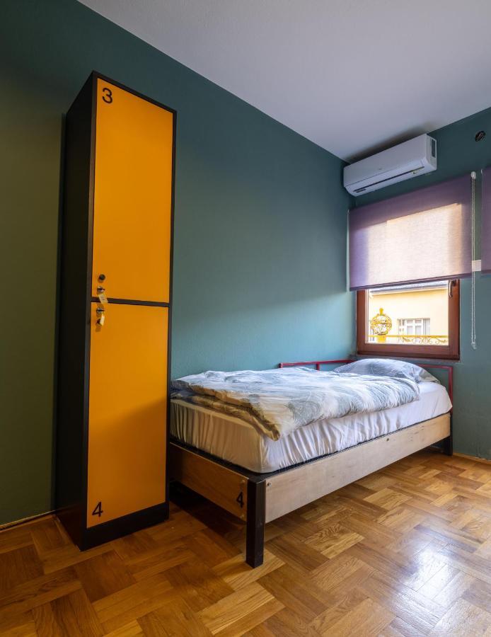 פרישטינה Hostel Prishtina Backpackers מראה חיצוני תמונה