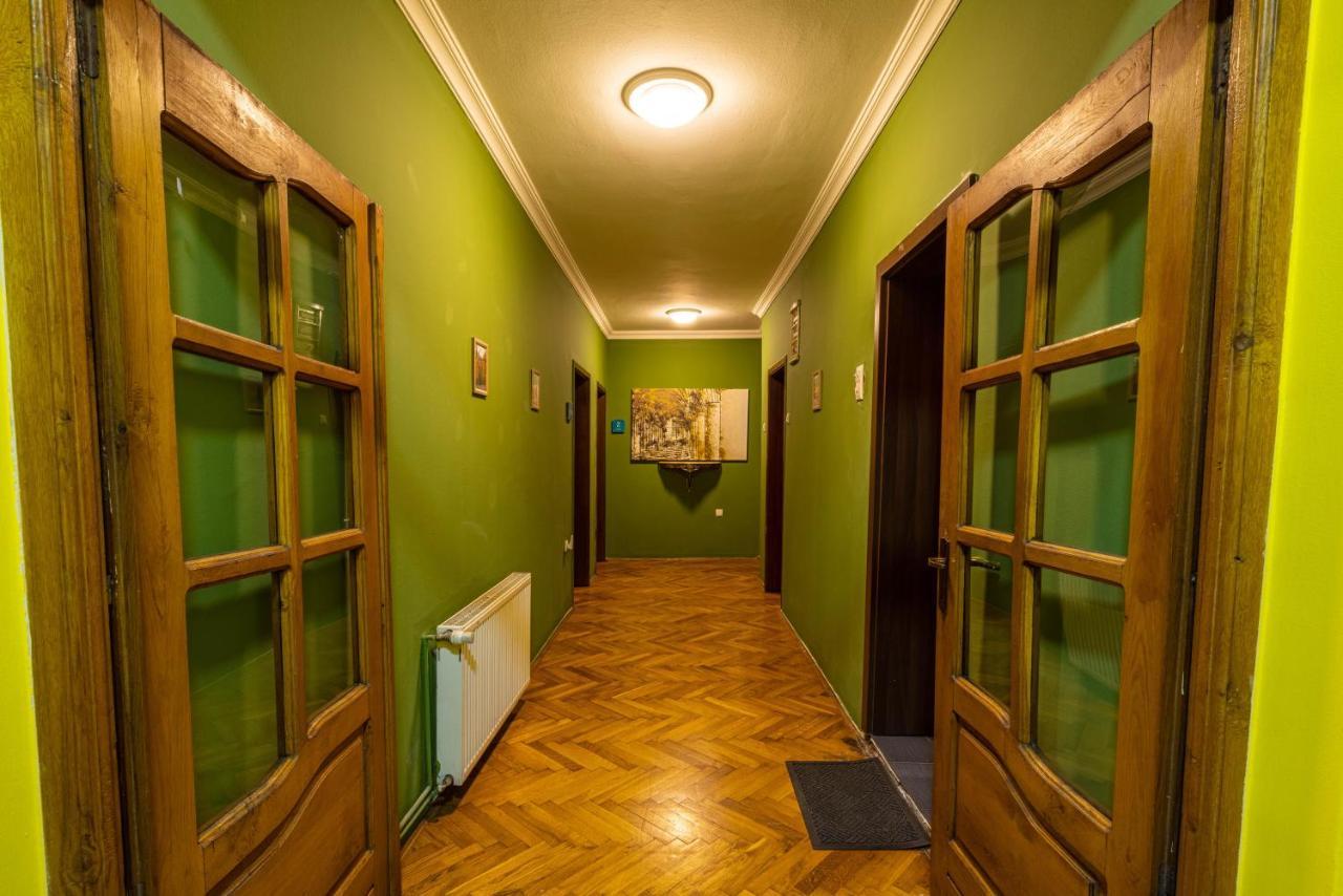 פרישטינה Hostel Prishtina Backpackers מראה חיצוני תמונה